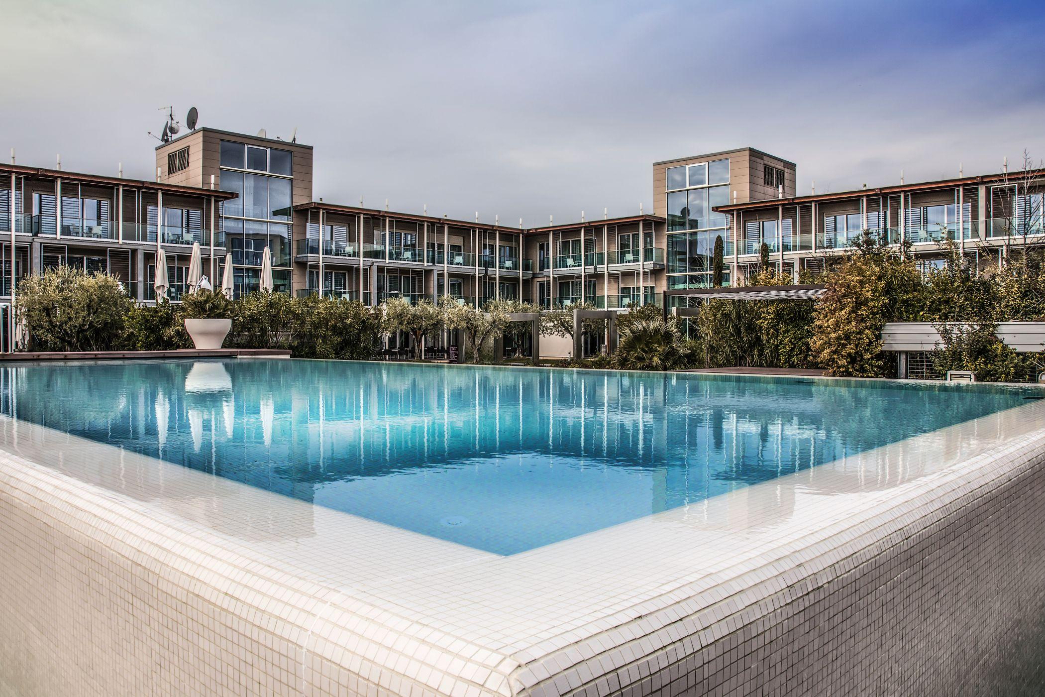 Aqualux Hotel Spa Suite & Terme Bardolino Luaran gambar