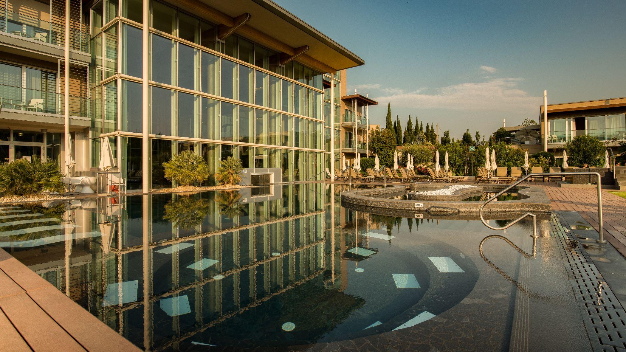 Aqualux Hotel Spa Suite & Terme Bardolino Luaran gambar